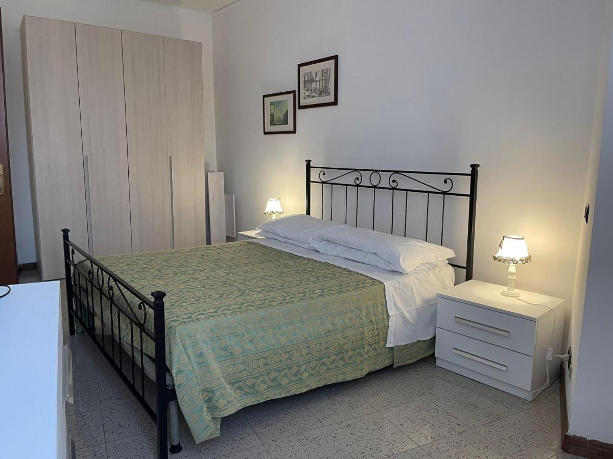 Bed and Breakfast Da Laura Brunate Exteriér fotografie